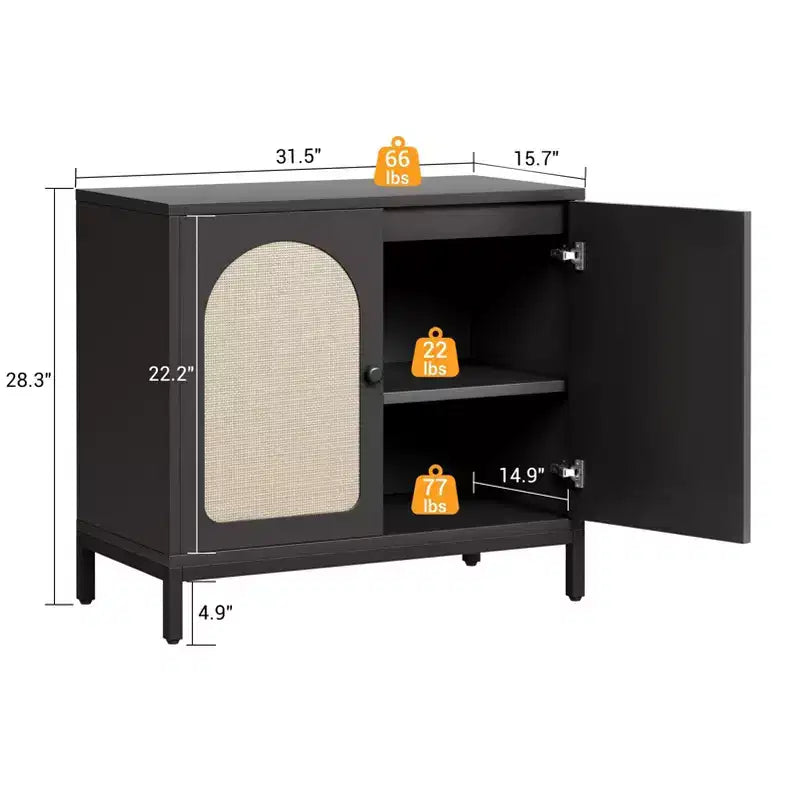 Credenza in rattan con ante in rattan e ripiani regolabili