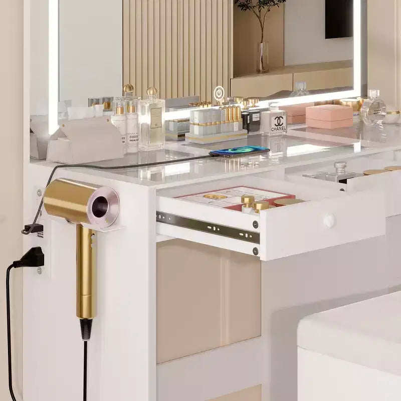 Toeletta con specchio illuminato a LED e presa di corrente, tavolo da trucco