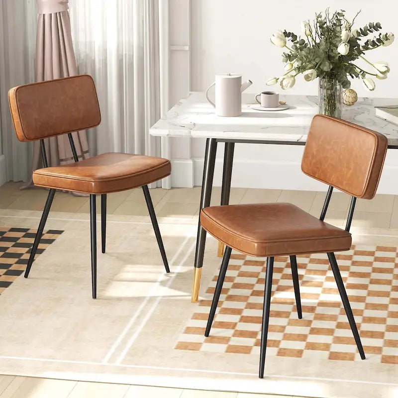Set di 2 sedie da pranzo con rivestimento in similpelle e imbottitura in spugna
