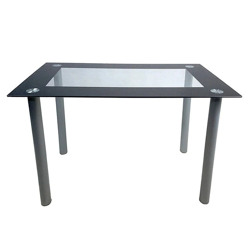 Semplice tavolo da pranzo con piano in vetro temperato
